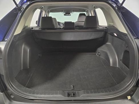 Used 2025 Toyota RAV4 XLE AWD/4WD image 21