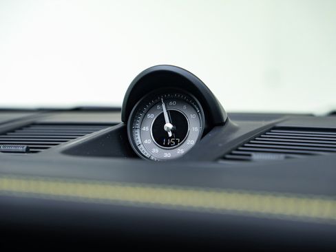 Used 2022 Porsche 911 Turbo S image 36