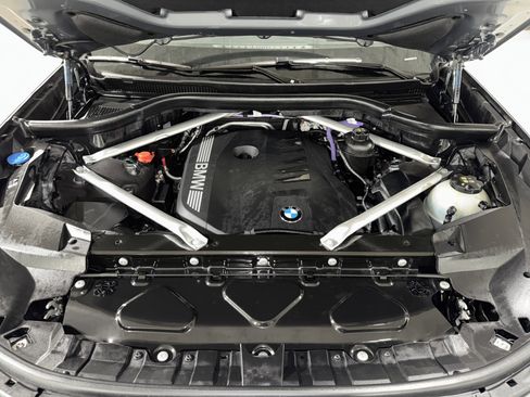 Used 2024 BMW X7 xDrive40i image 34