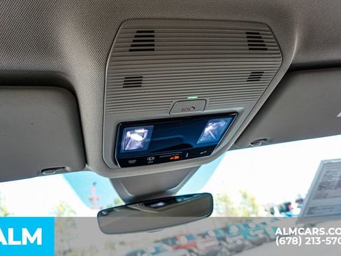 Used 2024 Volkswagen Atlas SE image 34