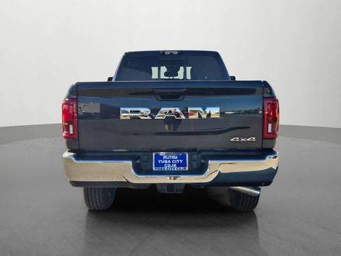New 2026 RAM 2500 Tradesman AWD/4WD image 5