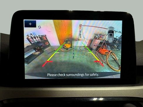 Used 2021 Ford Escape SE image 10