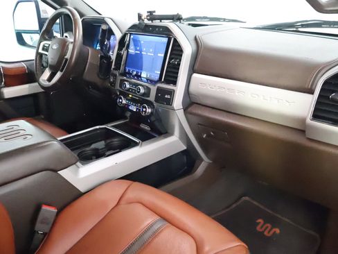 Used 2022 Ford F350 King Ranch w/ King Ranch Ultimate Package AWD/4WD image 60