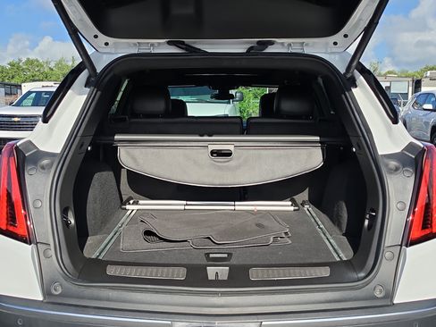 Used 2024 Cadillac XT5 Premium Luxury FWD image 6