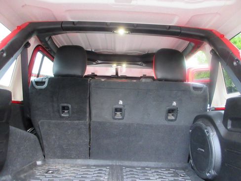 Used 2021 Jeep Wrangler Unlimited Rubicon w/ Dual Top Group image 68