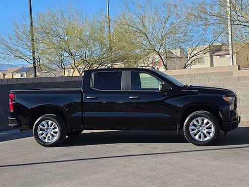 Used 2022 Chevrolet Silverado 1500 Custom image 10