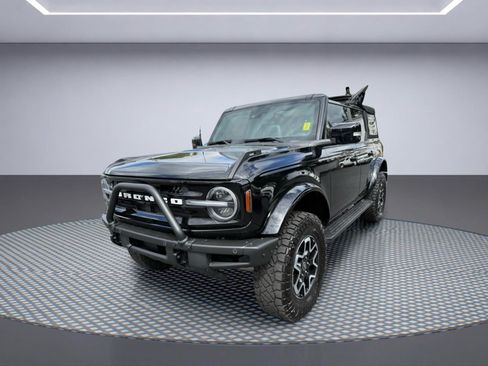 Used 2022 Ford Bronco Outer Banks AWD/4WD image 13