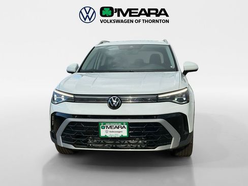 New 2025 Volkswagen Taos SEL image 8