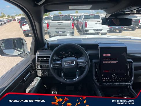 New 2026 GMC Yukon XL AT4 AWD/4WD image 14