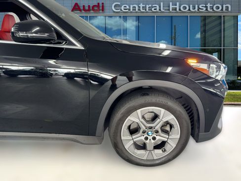 Used 2023 BMW X1 xDrive28i w/ Convenience Package image 12