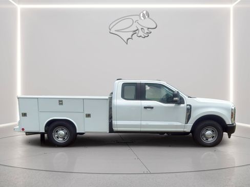 New 2026 Ford F250 XL RWD image 6
