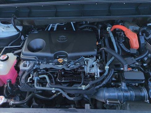 Certified 2020 Toyota Highlander XLE AWD/4WD image 23