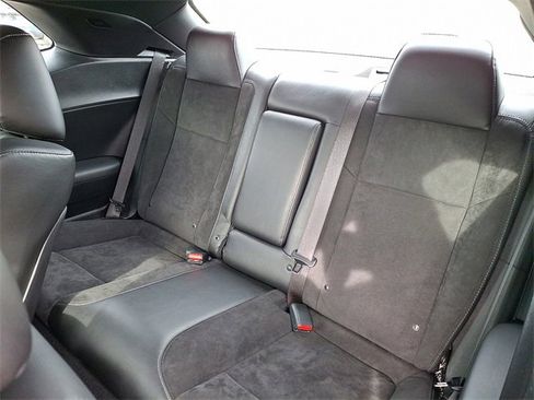 Used 2022 Dodge Challenger R/T w/ Plus Package image 10