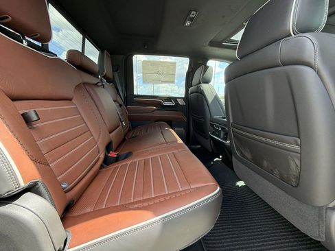 New 2026 GMC Sierra 2500 Denali Ultimate image 13