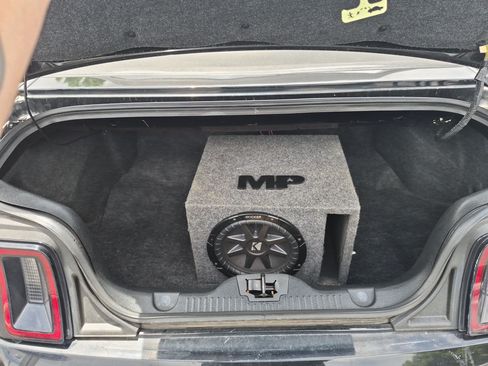 Used 2013 Ford Mustang GT RWD image 27