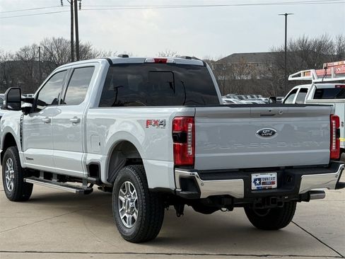 New 2026 Ford F250 Lariat w/ FX4 Off-Road Package image 25