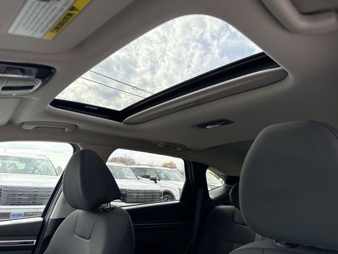 Used 2022 Hyundai Tucson SEL w/ Convenience Package AWD/4WD image 4