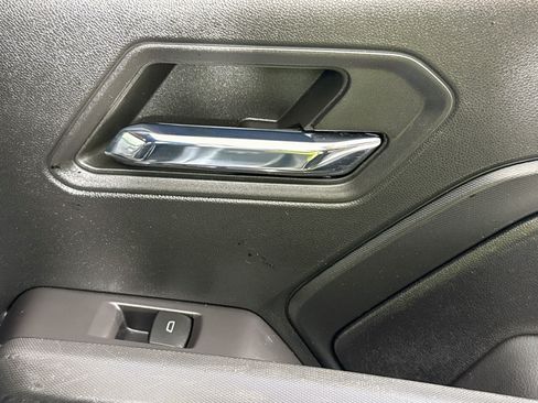 Used 2023 Chevrolet Colorado LT w/ LT Convenience Package II RWD image 29