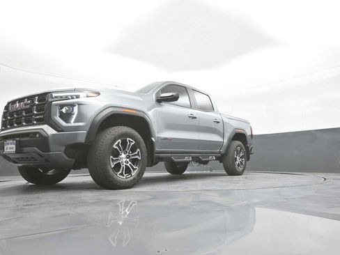 Used 2024 GMC Canyon AT4 w/ Technology Package AWD/4WD image 49