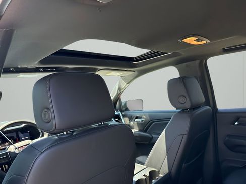 New 2025 GMC Canyon Elevation w/ Convenience Package image 34