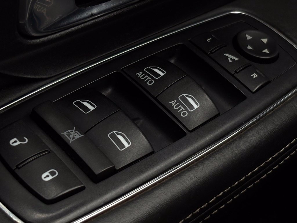 Used 2016 RAM 1500 Limited AWD/4WD image 29