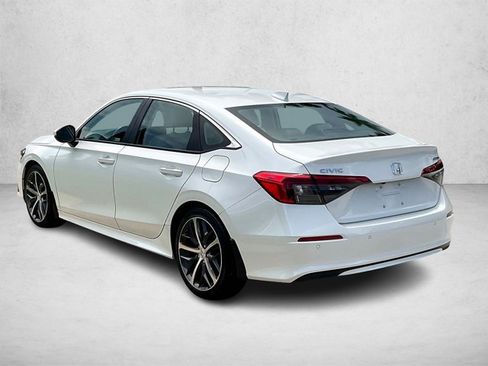 Used 2024 Honda Civic Touring image 12