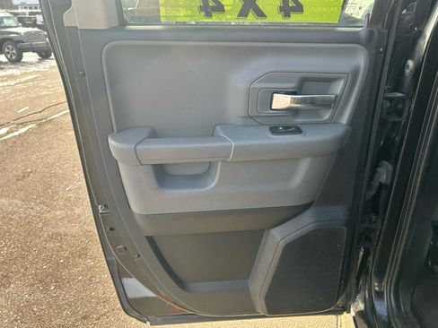 Used 2014 RAM 1500 Classic SLT image 13