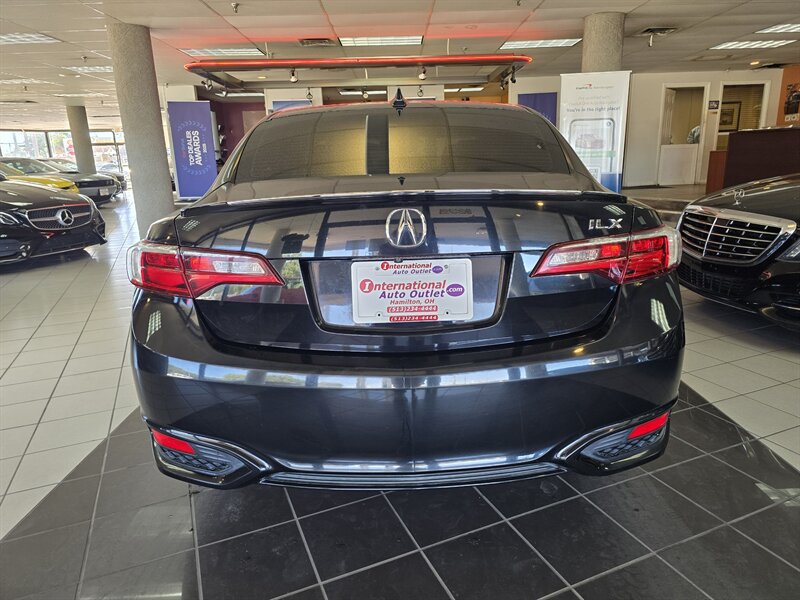 Used 2017 Acura ILX FWD image 5