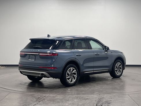 Used 2023 Lincoln Corsair AWD image 8