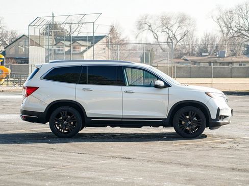 Used 2019 Honda Pilot Elite image 4