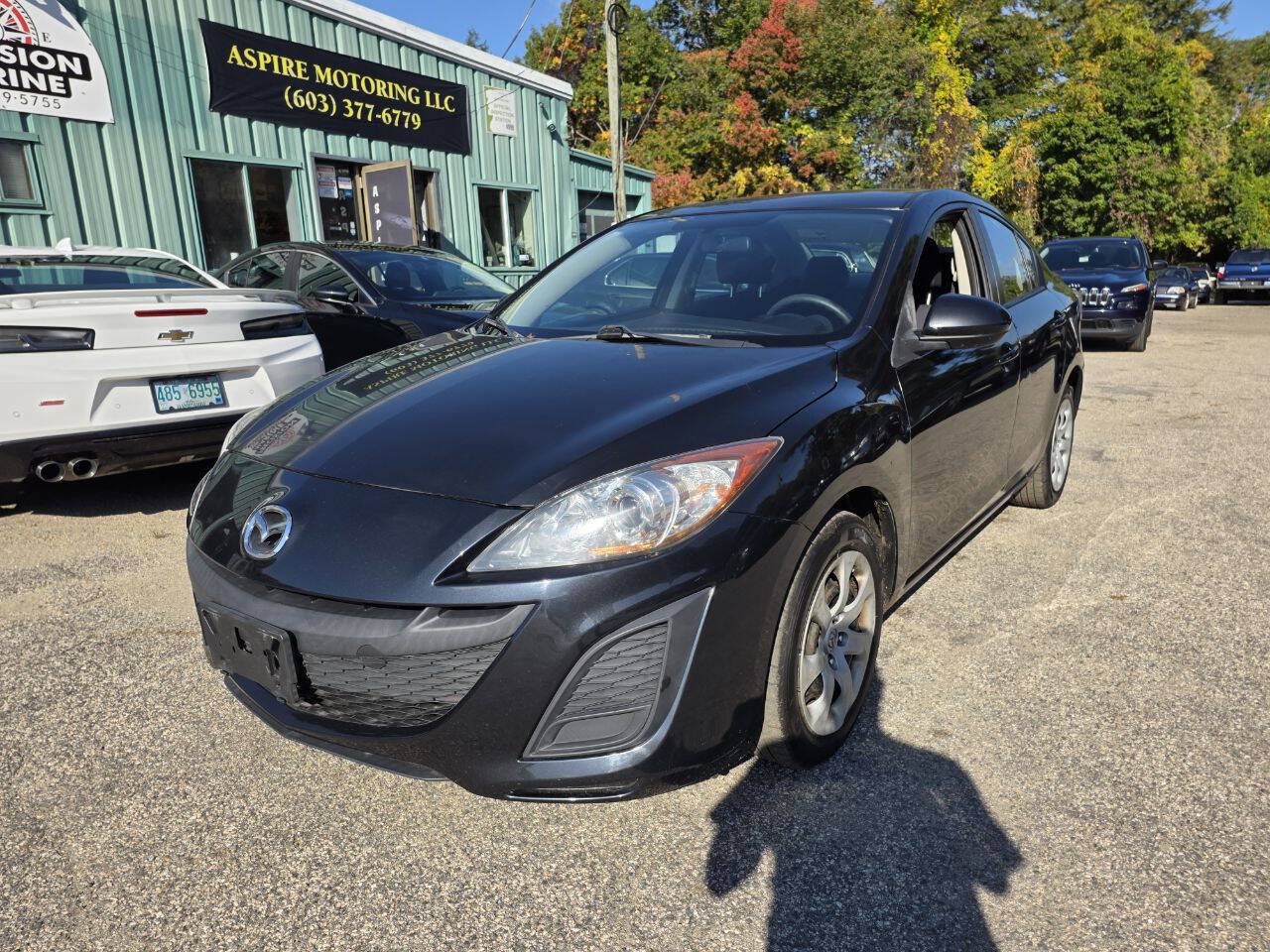 Used 2011 MAZDA MAZDA3 i Sport FWD image 3
