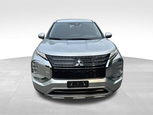 Used 2024 Mitsubishi Outlander SE FWD image 8