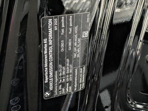 Used 2025 BMW X3 xDrive30i w/ M Sport Package image 22