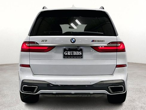 Used 2020 BMW X7 M50i image 6