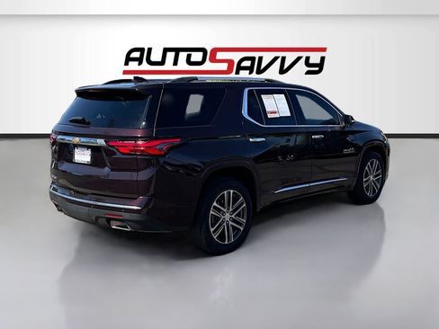 Used 2023 Chevrolet Traverse High Country FWD image 7
