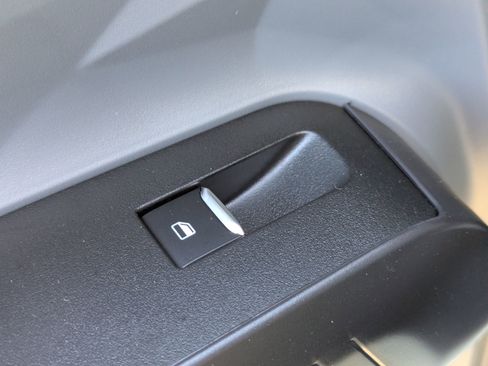 New 2025 Ford Maverick XL w/ Equipment Group 102A image 23