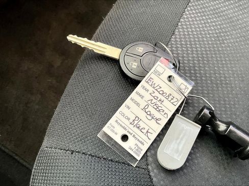 Used 2014 Nissan Rogue S w/ Convenience Package image 14