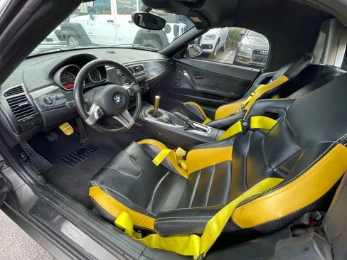 Used 2003 BMW Z4 2.5i RWD image 23