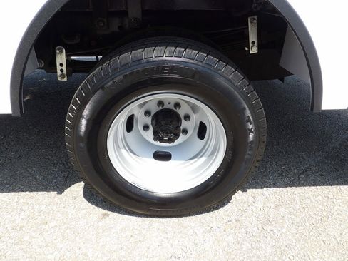 Used 2024 Ford F350 XL w/ XL Chrome Package AWD/4WD image 83