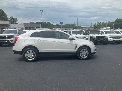 Used 2011 Cadillac SRX Luxury FWD image 4