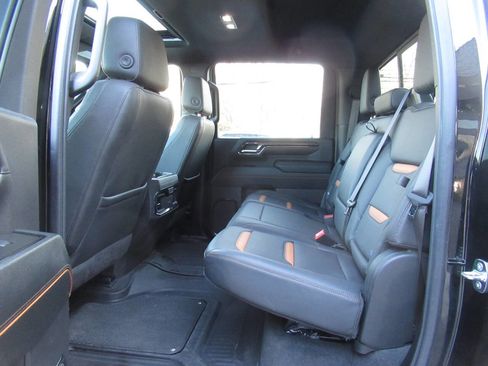 Used 2024 GMC Sierra 2500 AT4 w/ AT4 Premium Plus Package image 20