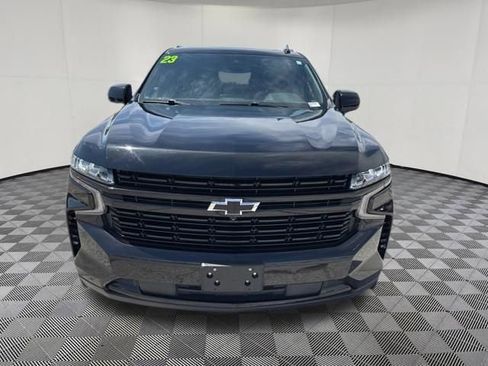 Used 2023 Chevrolet Suburban RST w/ Sport Performance Package image 13