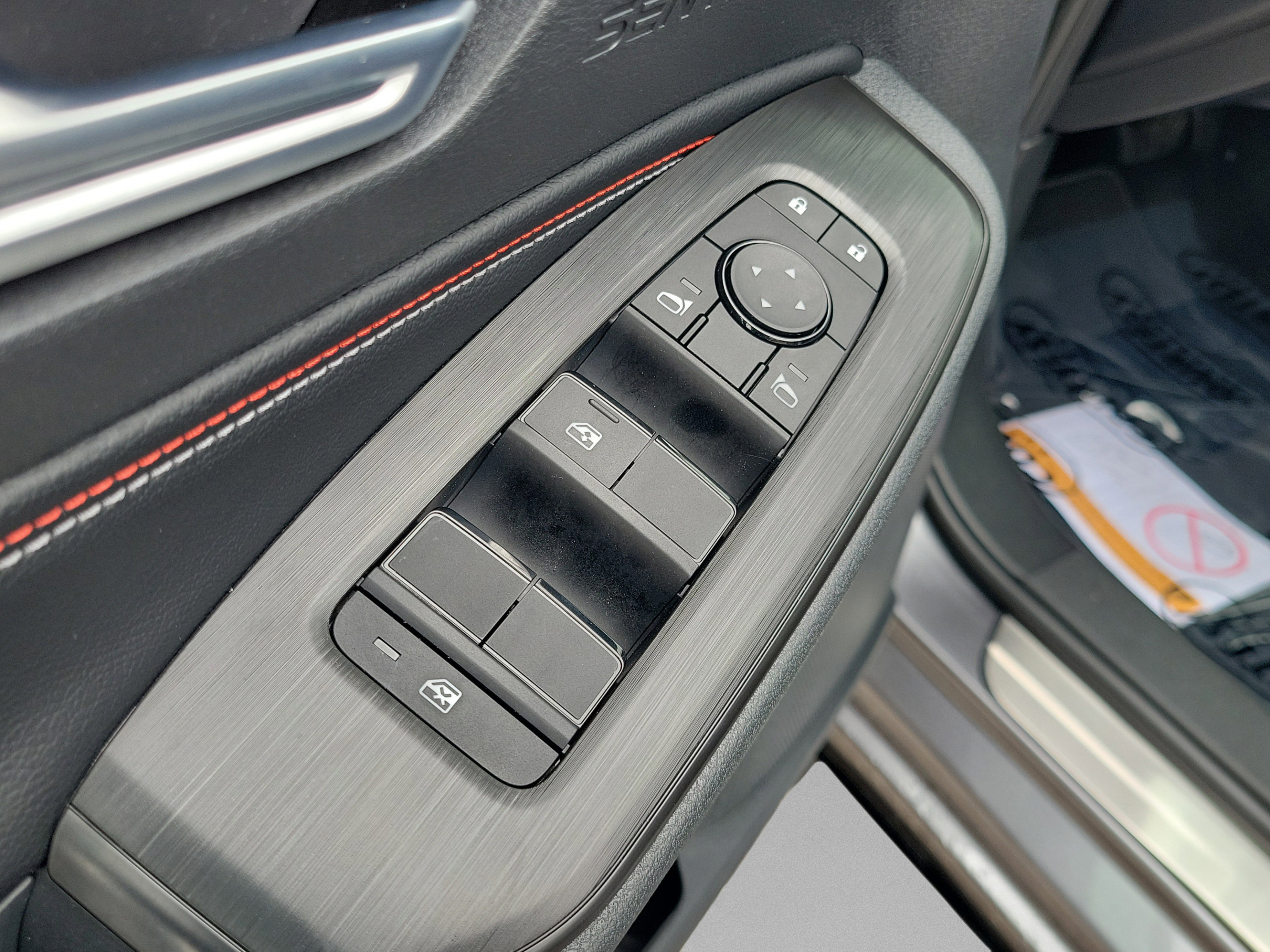 Certified 2026 Nissan Sentra SR w/ Floor Mat Package FWD image 16