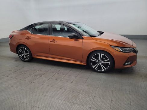 Used 2021 Nissan Sentra SR w/ SR Premium Package FWD image 11