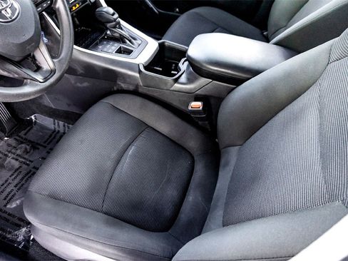 Used 2024 Toyota RAV4 LE image 14