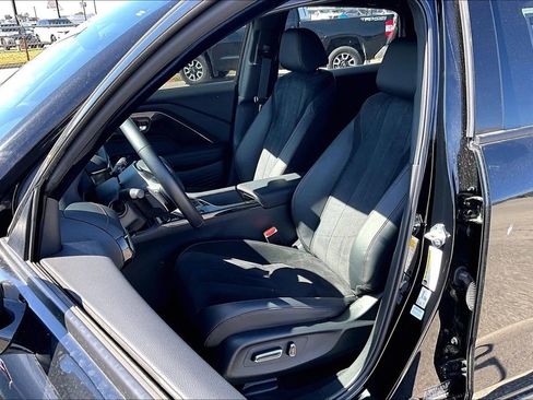 Certified 2025 Acura ADX A-Spec image 36