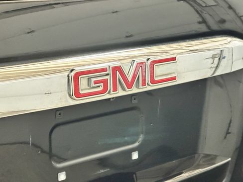 Used 2020 GMC Yukon Denali w/ Denali Ultimate Package AWD/4WD image 16
