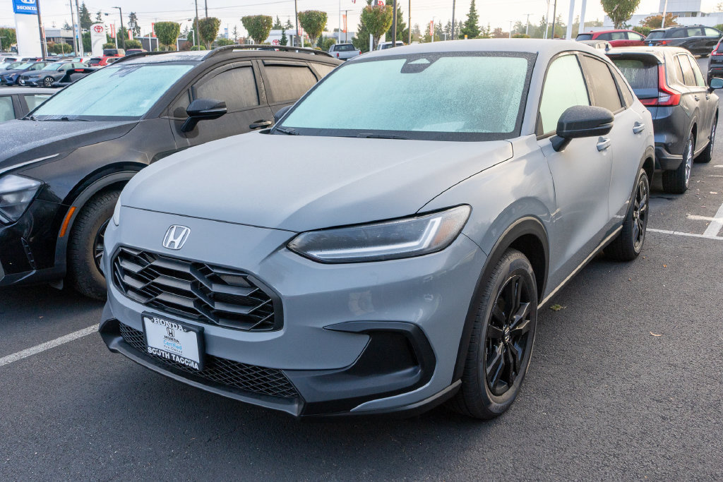 Certified 2026 Honda HR-V Sport image 3