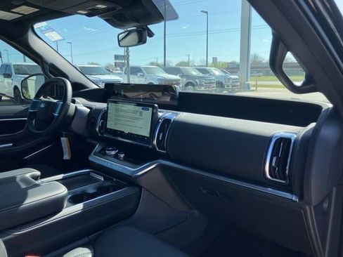 New 2026 Ford Expedition Platinum w/ Stealth Appearance Package image 12