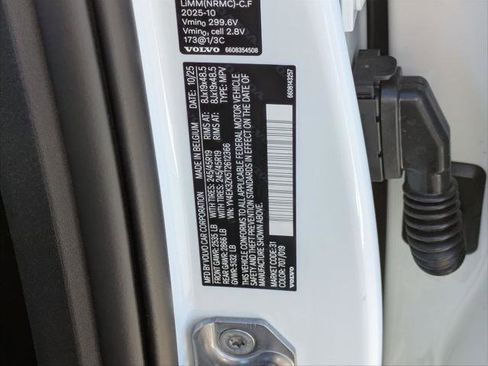 New 2026 Volvo EX30 Plus image 15